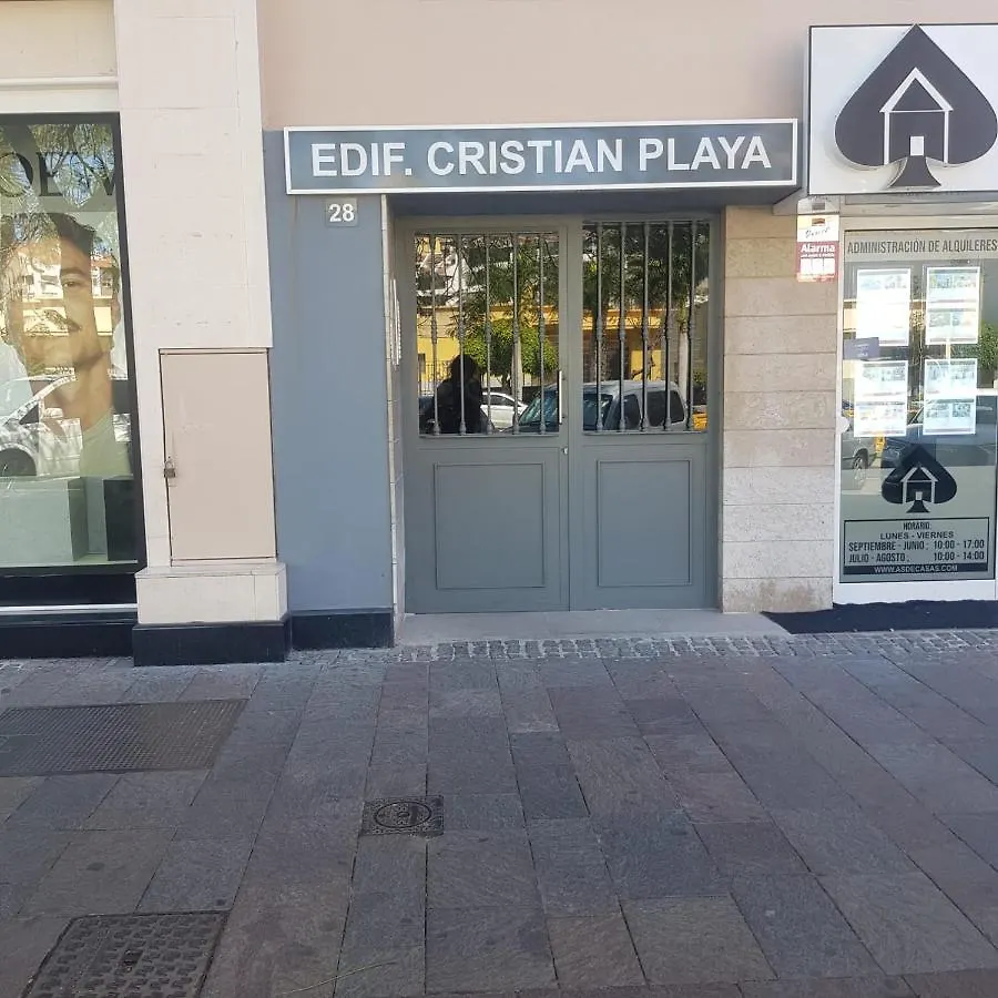Bonito Apto Cristian Playa By Paramount Holidays Arona 0*,  Spanyolország