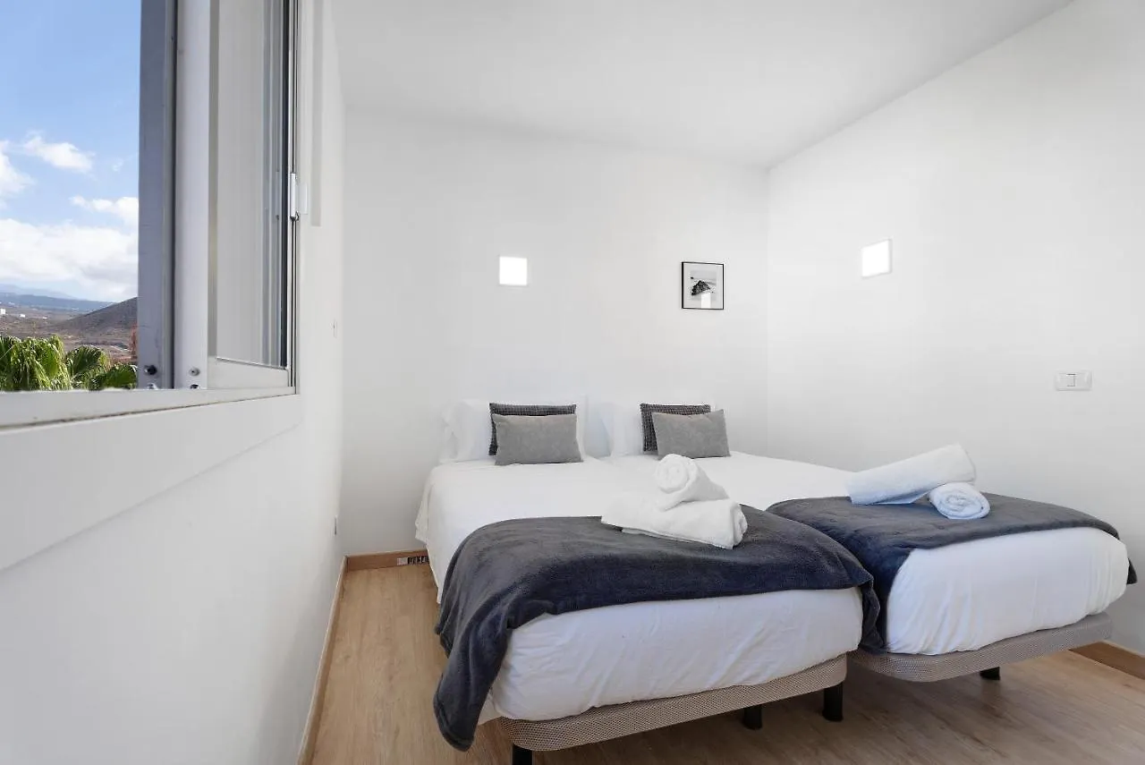 Apartment Bonito Apto Cristian Playa By Paramount Holidays Arona  Spanien